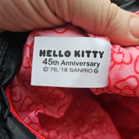 Sanrio/Hello Kitty Puffer Purse 45th Anniversary NWOT From LAWSON - Picture 12 of 14